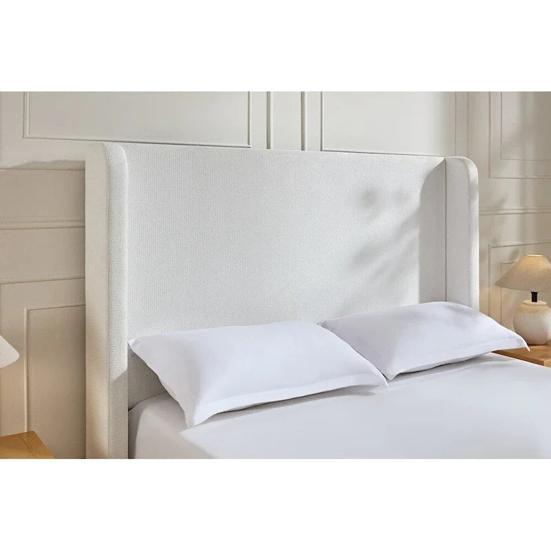 Lit capitonné à tête de lit haute, élégance et simplicité pour la chambre à coucher