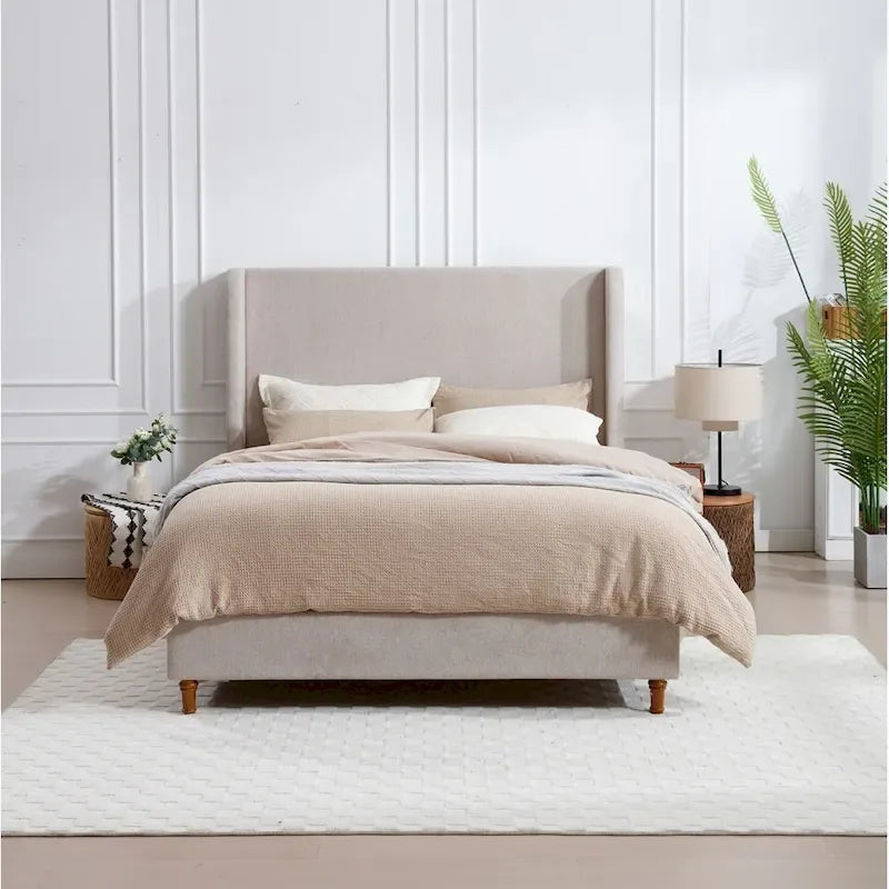 Lit capitonné à tête de lit haute, élégance et simplicité pour la chambre à coucher