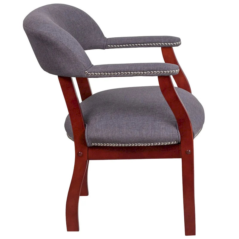 Chaise de conférence avec bande cloutée décorative